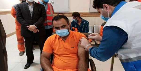 ۴۰۰ کارگر شهرداری خرم‌آباد واکسینه شدند