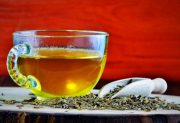 دمنوشی که برای تیروئید کم‌کار خوب است اما پرکار نه!
