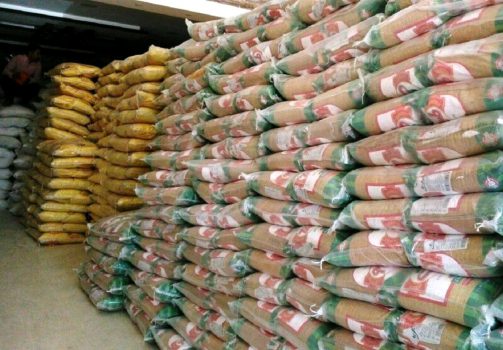 کشف ۳۰ تن برنج احتکارشده در بروجرد
