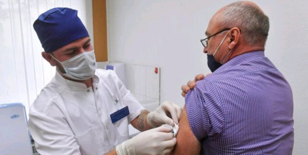 واکسیناسیون ۸۹ درصد افراد بالای ۸۰ سال علیه کرونا در لرستان