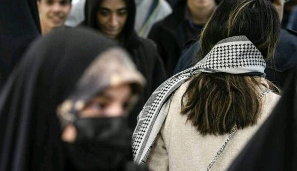 لایحه عفاف و حجاب؛ ۲ میلیون تومان جریمه برای برهنگی بخشی از بدن و یا پوشیدن لباس چسبان