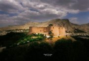 پرونده ثبت جهانی درّه خرم‌آباد و قلعه فلک‌الافلاک به یونسکو ارسال شد