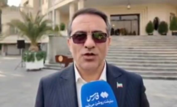 رئیس سازمان اداری و استخدامی: آزمون جذب ۵۰۰ مدیر جوان بهمن‌ماه برگزار می‌شود