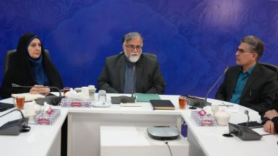 معاون سیاسی امنیتی و اجتماعی استاندار لرستان در آستانه روز خبرنگار: خبرنگاران نقش ویژه‌ای در تولید روایت انسجام و مقاومت ملی دارند