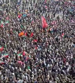 تاخیر ۳ساعته در برگزاری مراسم تشییع پیکر رهبر انقلاب در بین‌الحرمین