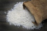 گزارش میدانی از بازار برنج؛ قیمت‌ها همچنان در کانال ۴۵۰ تا ۵۵۰ هزار تومان